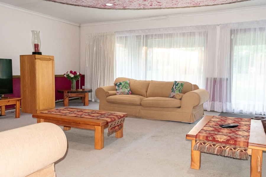 4 Bedroom Property for Sale in Theescombe Eastern Cape